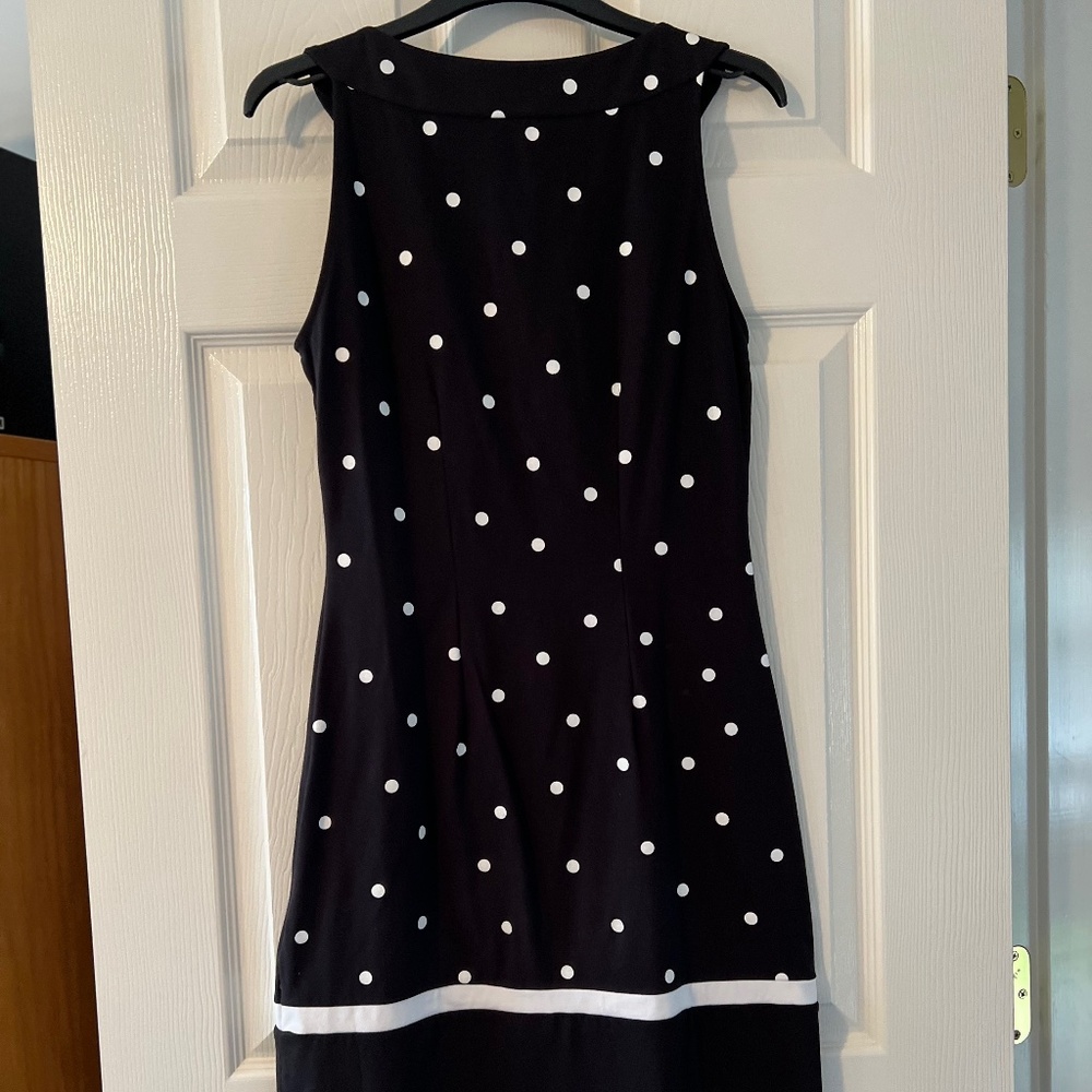 Sandwich Dress - Picture 2 of 3